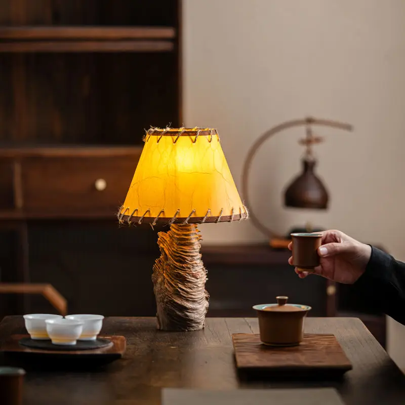 

Настольная лампа в форме гор из натурального дерева Ваби-Саби, креативная дизайнерская гостиная, спальня, проживание в семье, чайная комната, декоративная настольная лампа