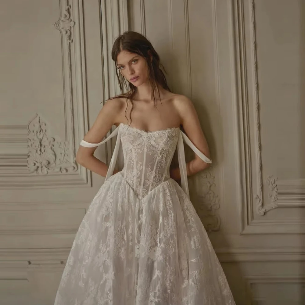 Customized Vintage Strapless Lace A-Line Wedding Dress Detachable Ribbon Straps Sheer Corset Bridal Reception Editorial Garden