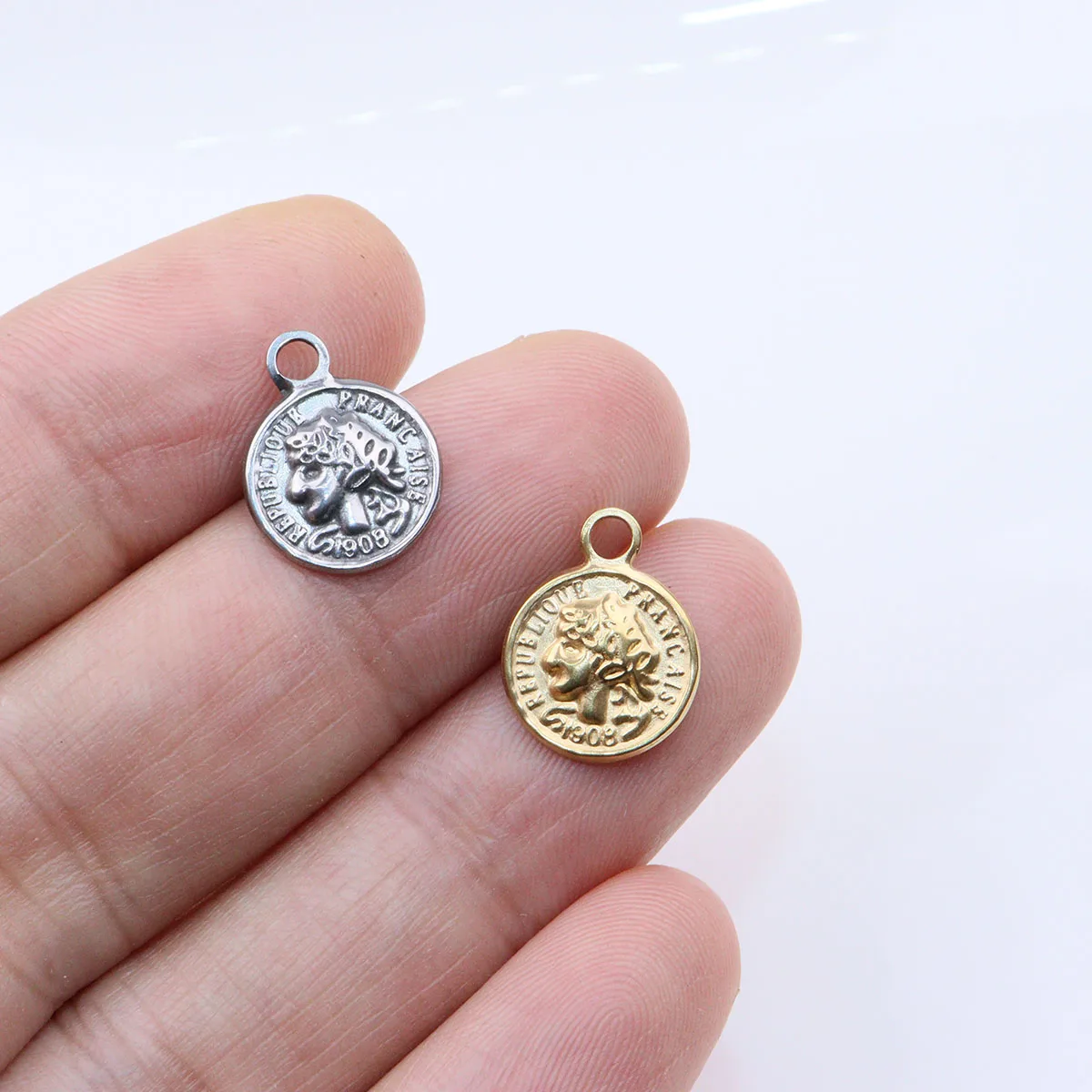 5pcs 10mm Stainless Steel Coin Fashion Jewelry Charms Pendant DIY Handcraft Vacuum Plate Waterproof Antiallergic