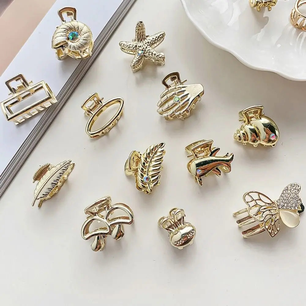 Small Hollow Starfish Metal Shell Hair Claw Clips Simple Mini Gold Geometric Bangs Barrettes Crab Clip for Women Girls Daily