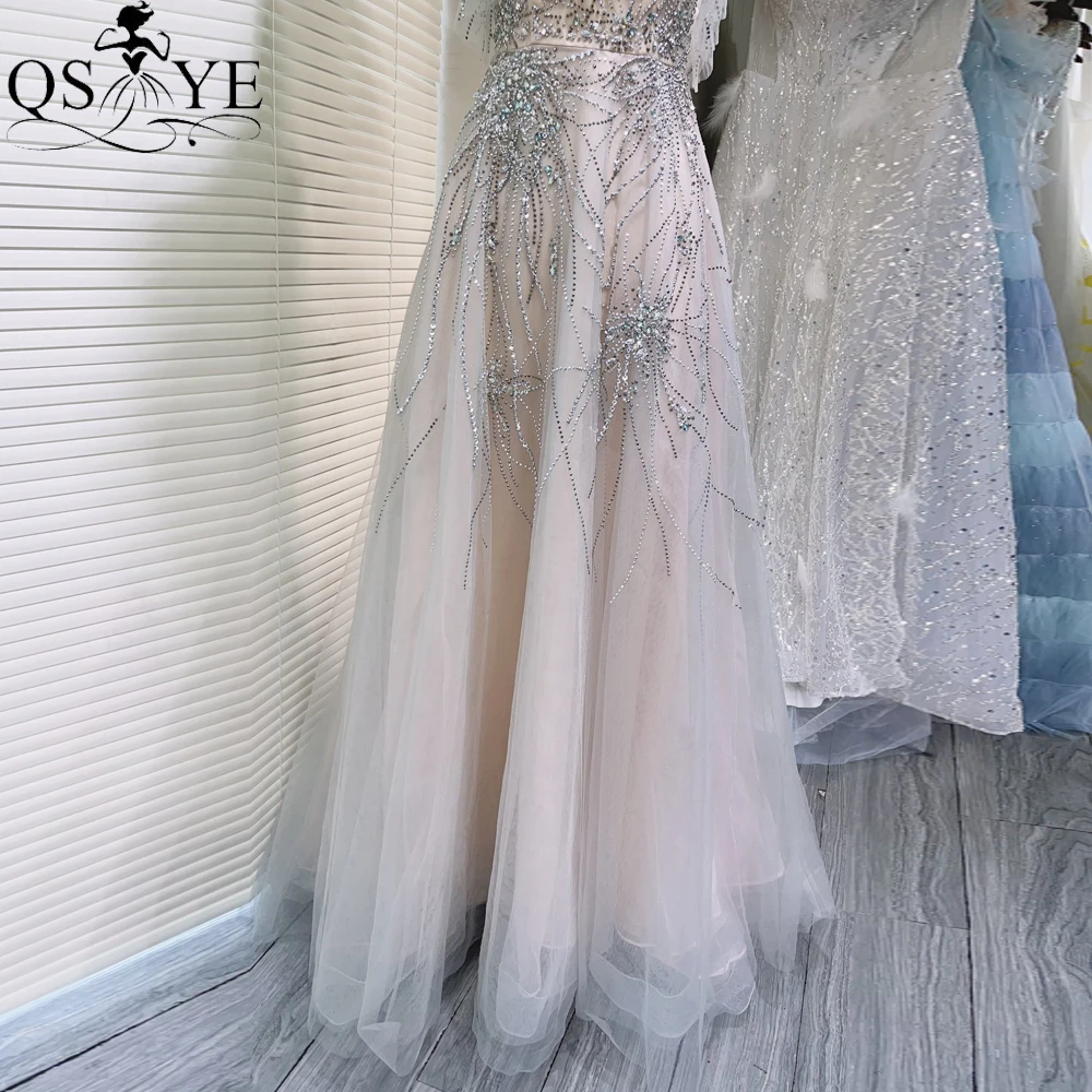 Silver A line Prom Dress Beaded Bodice Halter Neck Evening Dress Crystal Stone Pleated Tulle Bottom Side Sleeves Party Gown 2024