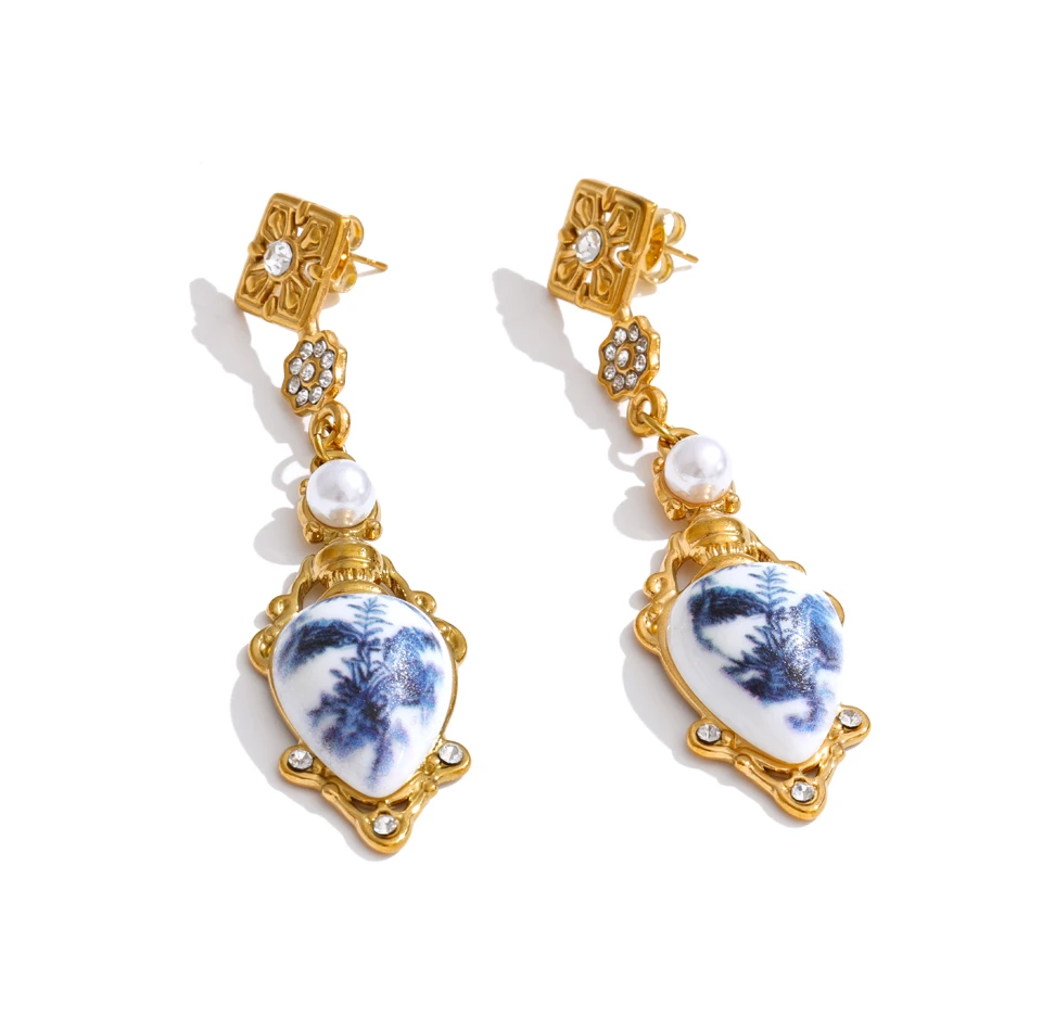 Yhpup Courtly Style Ohrringe aus Edelstahl mit Kunstharz-Blumenanhänger für Damen, beliebter, schicker, exquisiter Ohrschmuck als Geschenk – Detail 3