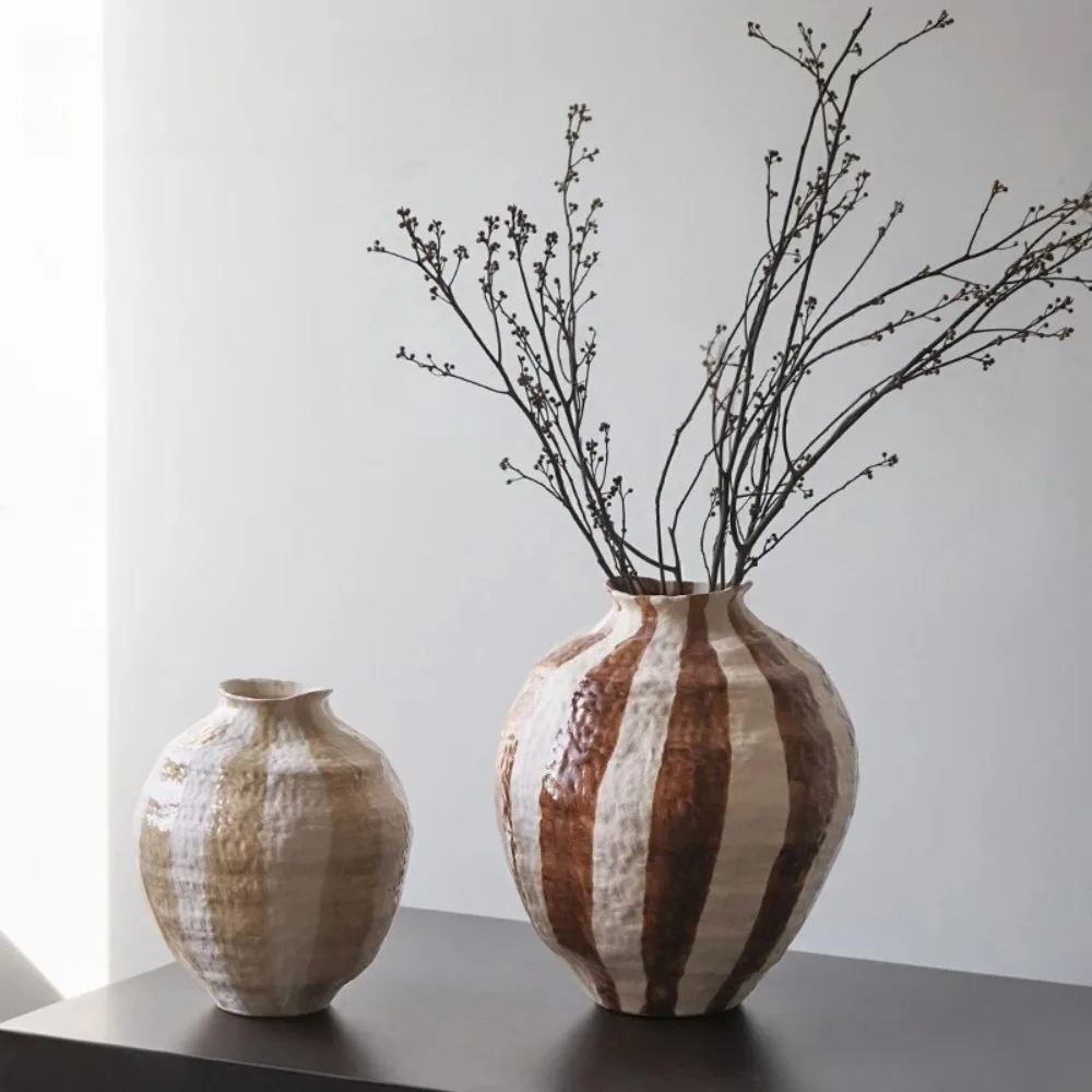 Wabichu New Chinese-style retro striped big-bellied ceramic vase hotel