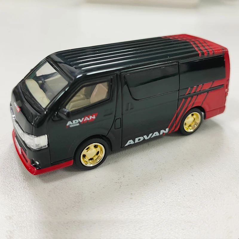 MASDI 1/64 Aditi Wang Toyota Sea Lion Modello statico in lega, collezione di giocattoli decorativi per bambini, regali di Natale per bambini