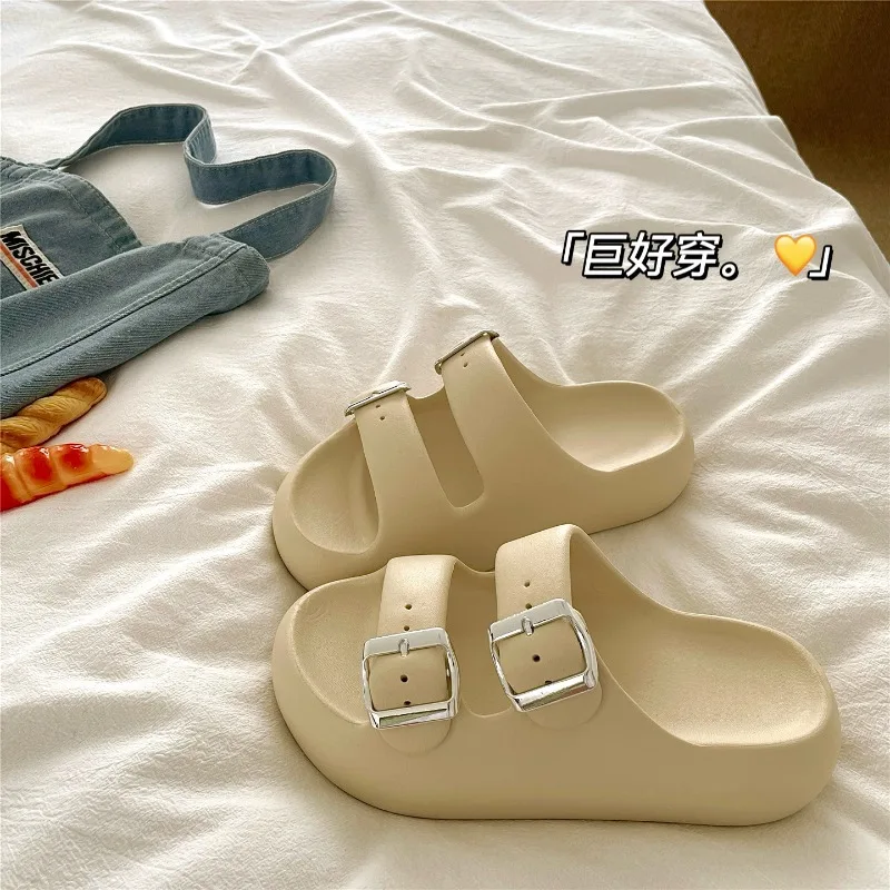 Women's Sandals Luxury Summer New Comfortable Non slip Outdoor Breathable Thick Bottom Height Raising Beach Slippers Sandals
