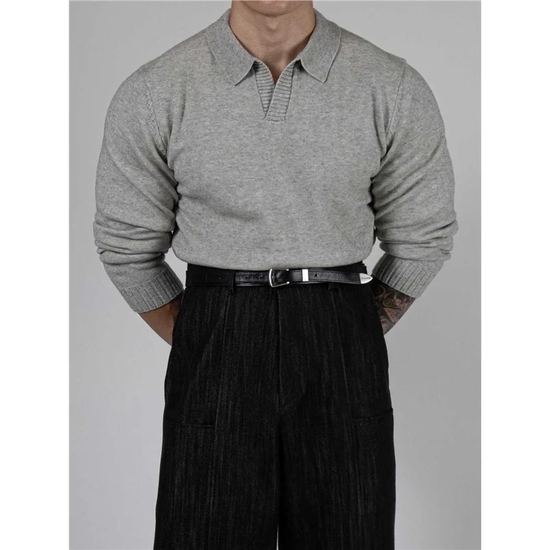 

Свободный мужской вязаный свитер V-Ne Design Чистый цвет Осень Зима Высококачественная ткань Camere-Like Легко носить Fem ...