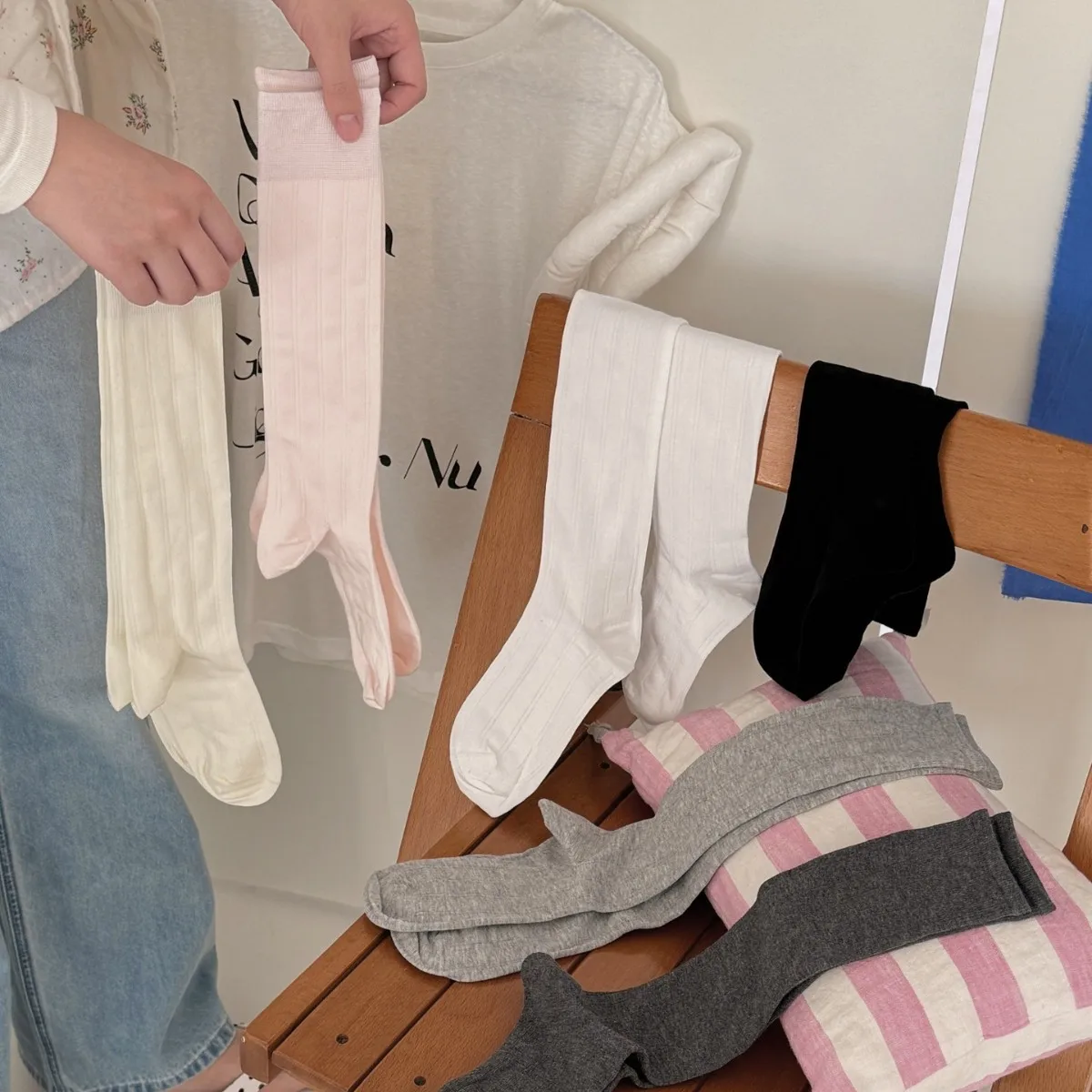 Summer Basic White Mid Tube Socks Women's Thin Soft Breathable Cotton Socks Korean Fashion Student Daily Basic Leg Sock