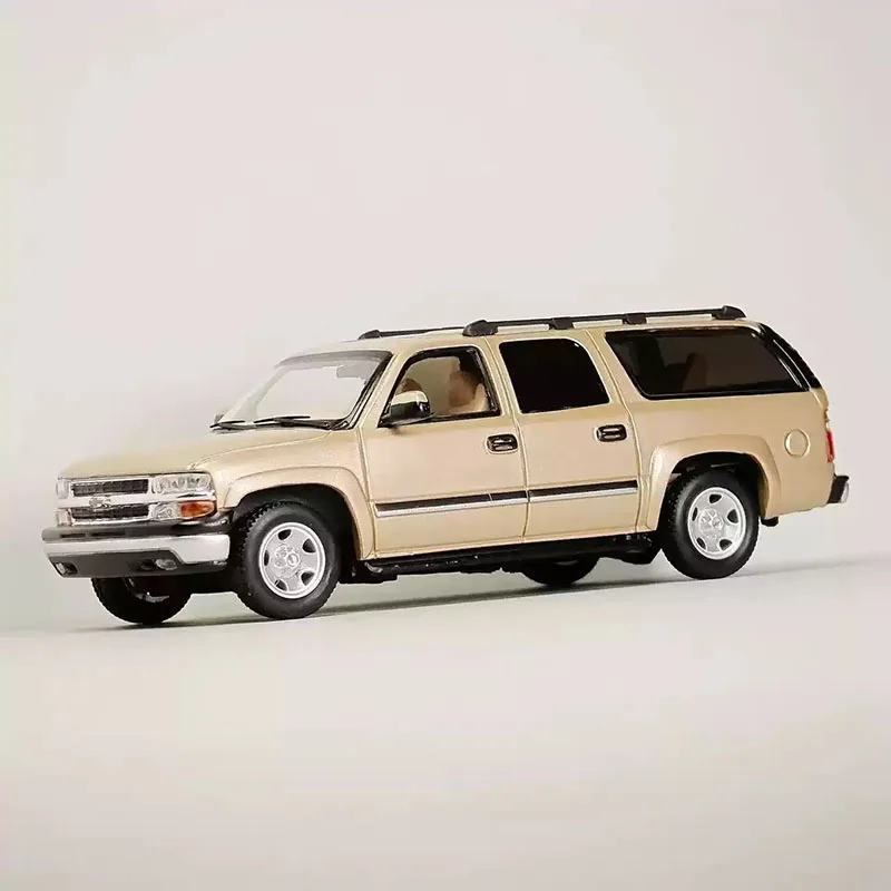 MK 1:64 Scale Suburban Alloy Car Model Classics Adult Souvenir Gift Static Display