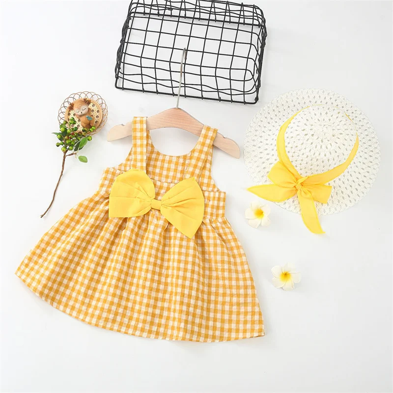 Sweet Baby Girl Tank Dress Fashion Checkered Pattern Dress Sleeveless Bow Dress Send Hat