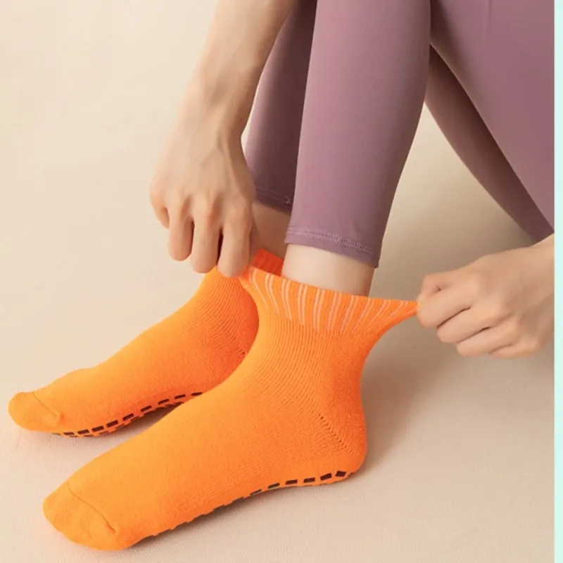 

Non-Slip Grip Sock Slipper Indoor Anti-slip Floor Thickened Warm Autumn Winter Adult Yoga Children Playground 2W95