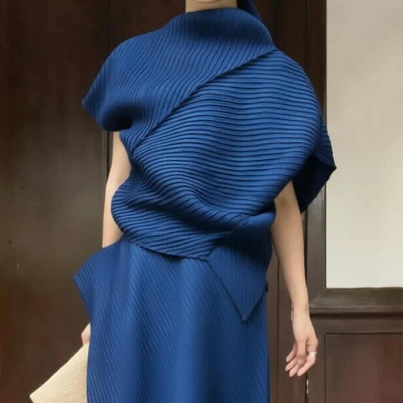 Miyake Plissiertes T-Shirt 2026 Sommer Neu Japanischer unregelmäßiger Schnitt mit Stehkragen Top Einfache Mode Leichtgewicht Knitterfreier Damenrock