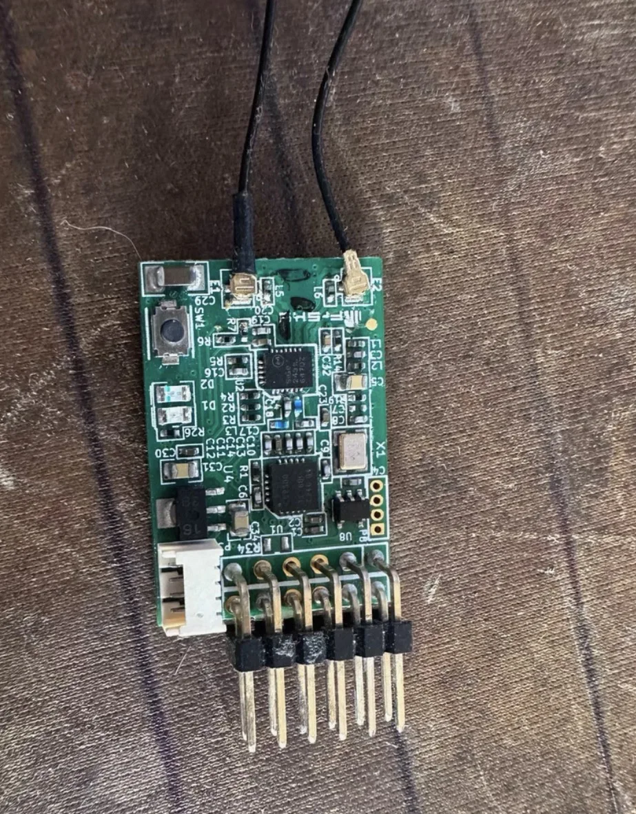 X4R 4ch 2.4Ghz ACCST Receiver (w/Telemetry) output PWM channel For FPV FrSky X9D X7 transmitter