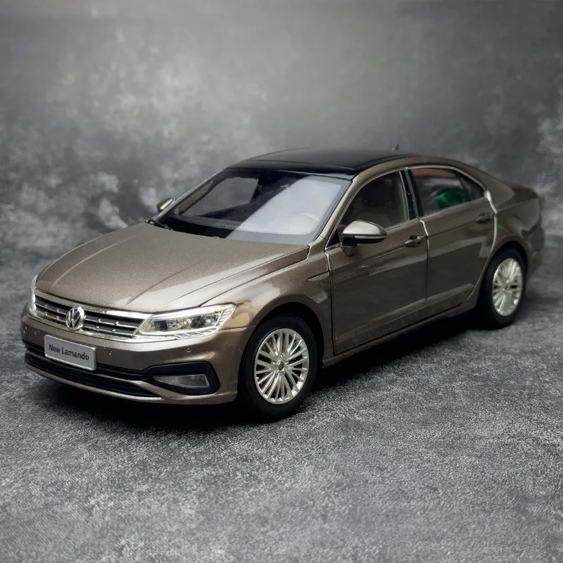Diecast 1/18 Scale Lavida PLUS Alloy Model Car Passat Play Vehicles V W New Lamando Collectible Car Model Original Box view 2