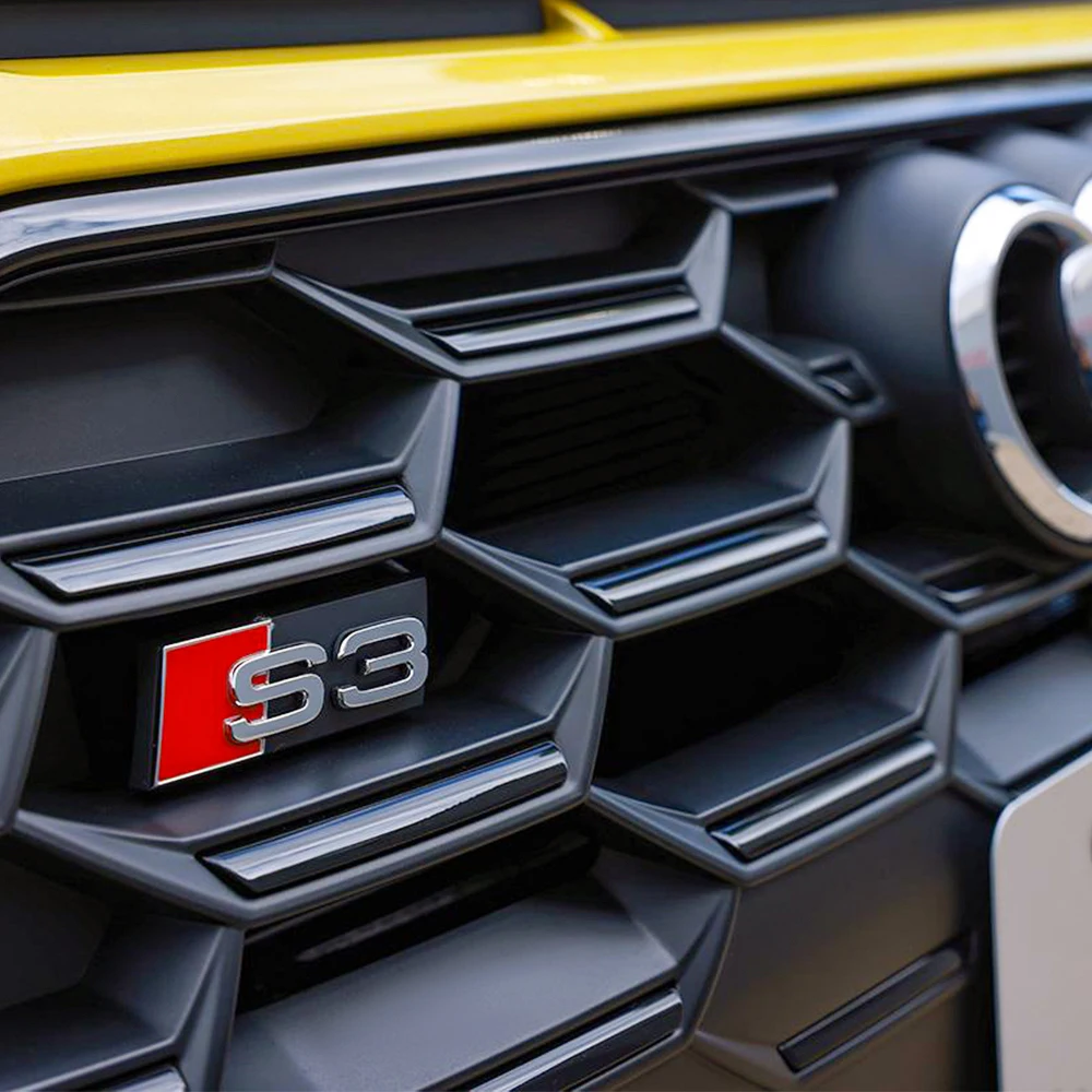 【セール中】3D ABSクロームブラックロゴ S3 S4 S5 S6 S7 グリルエンブレム 車フロントグリルバッジ装飾 アウディ A4L B8 A3 8P A6 自動車アクセサリー用