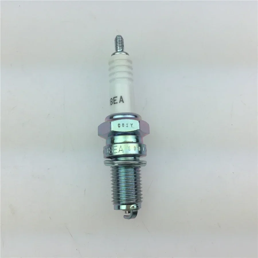 For CQR off-road / Huayang T4 Zongshen 250 / Zhenglin off-road / 150/200 / motorcycle spark plug  -purpose