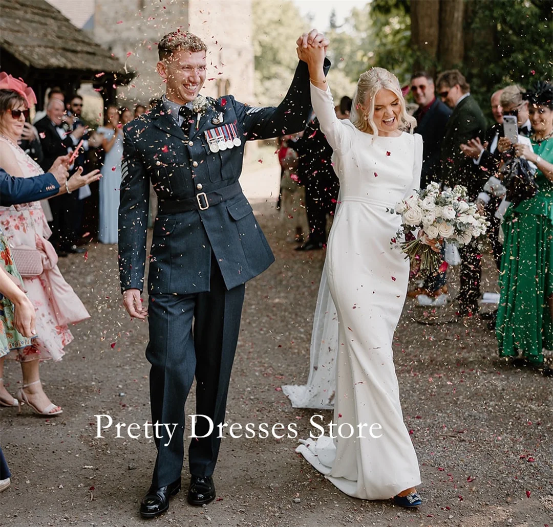 

Boat Neck Fashion Style Garden Customized Wedding Dresses Long Sleeves Backless Sweep Train Elegant Bride Growns Party Women