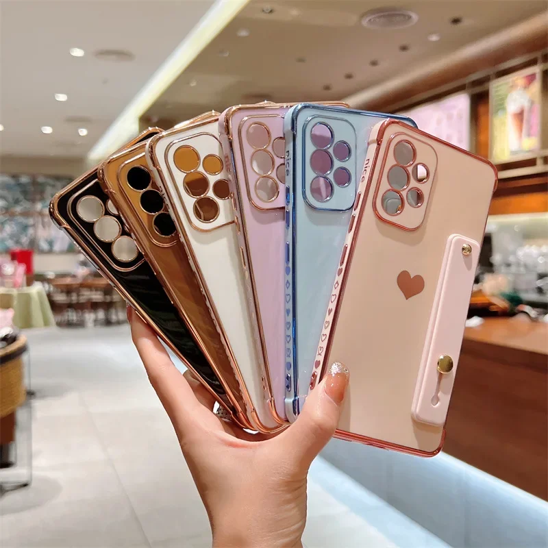 Wrist Strap Holder Plating Side Love Heart Phone Case For Samsung Galaxy S26 S25 S24 S23 Ultra A53 Shockproof Back Cover