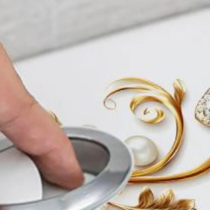 1PC New Gold Pattern Diamond Crown Bathroom Toilet Sticker Toilet Bucket Decorative Stickers Beautify
