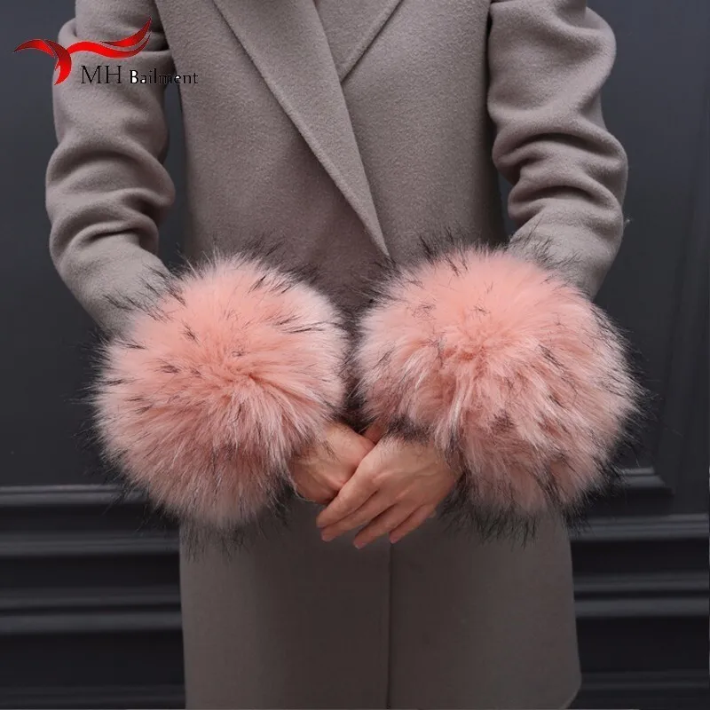 New Ladies Raccoon Arm Warmers Sets Natural Color Real Raccoon Fur Cuffs Ladies Coat Arm Sets Winter Sleeves Sleeve Wrist Warmer