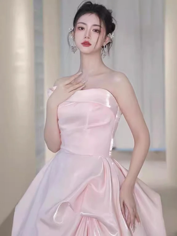 Deslumbrante Vestido de Noite Rosa de Cetim para Madrinhas 2025 Novo Estilo Vestido de Casamento Longo Sem Mangas Formal para...