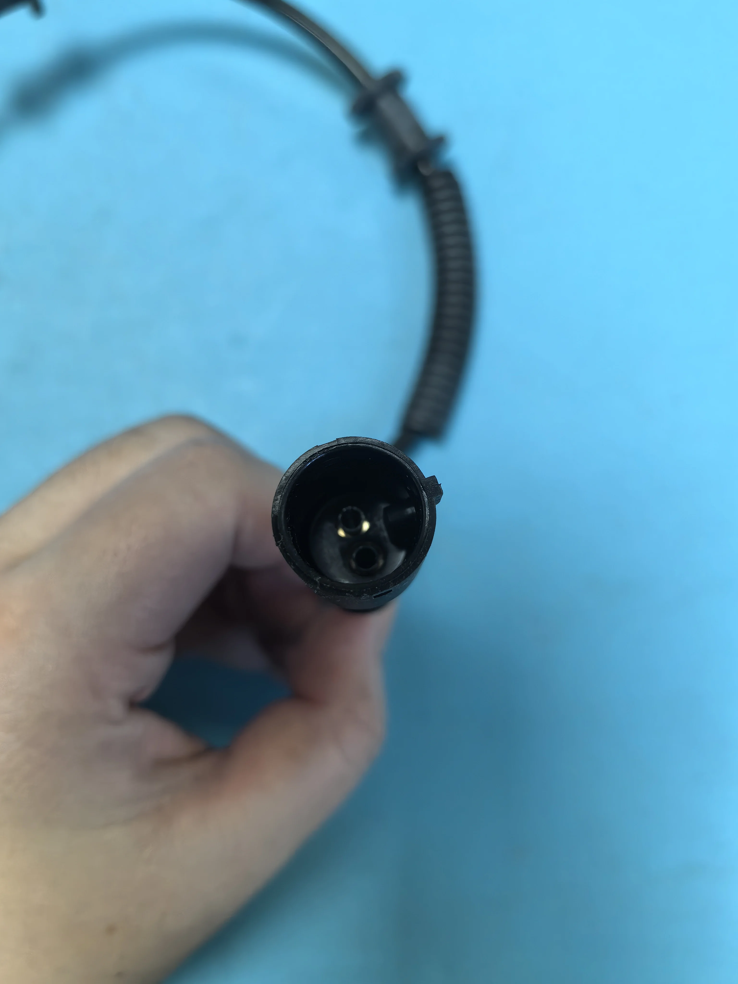 مستشعر سرعة العجلات الأمامية الأصلي 4892009000 لسيارة سانج يونج أكتيون كيرون أكتيون سبورت ريكستون