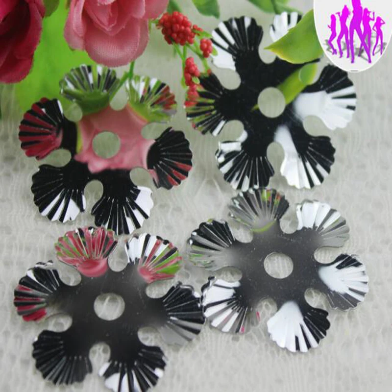 

Gold Silver Colorful Shell Flower Sequins 500g Large Size 35mm DIY Sewing Wedding Dress Shoes Flowers Clothes Sequins