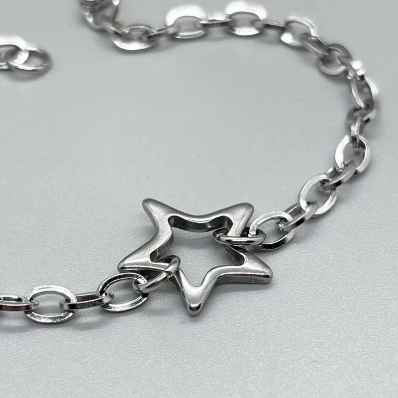 Gothic Hollow Five-pointed Star Pendant Bracelet Accessory for Couple Daily Vacation Banquet Party Trendy Exquisite Jewelry Gift