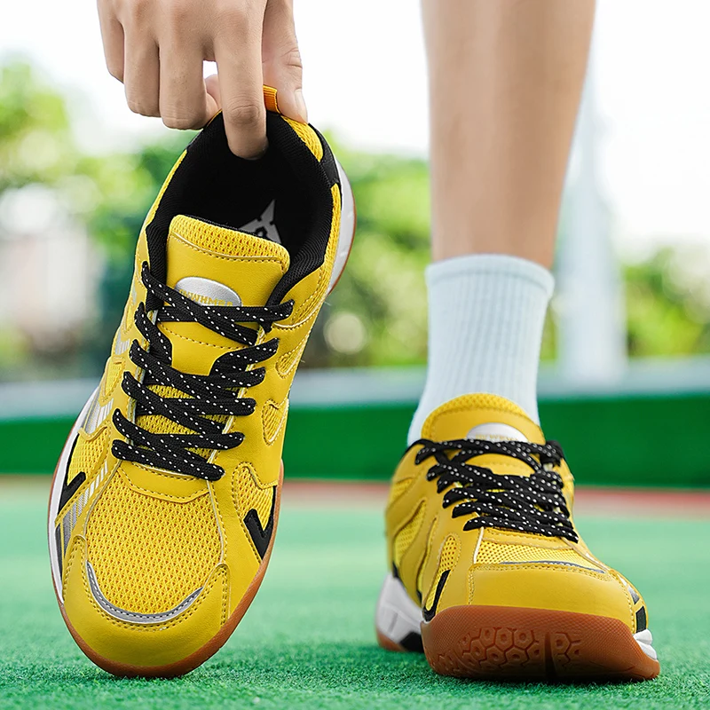 

Best Selling 2025 Badminton Shoes for Mens Comfortable Man Indoor Court Shoes Breath Badminton Gym Shoes Mens