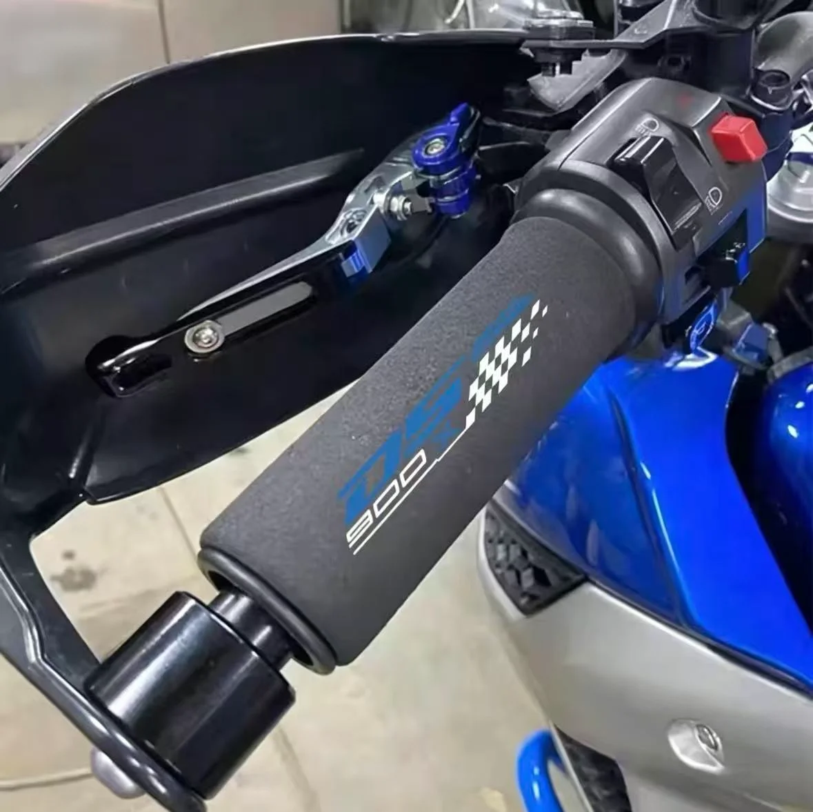 2024 For Voge Valico 900DSX 900 DSX Motorcycle Grip Cover Shockproof Motorcycle Sponge Grip Non-slip Handlebar Grip Sponge Cove