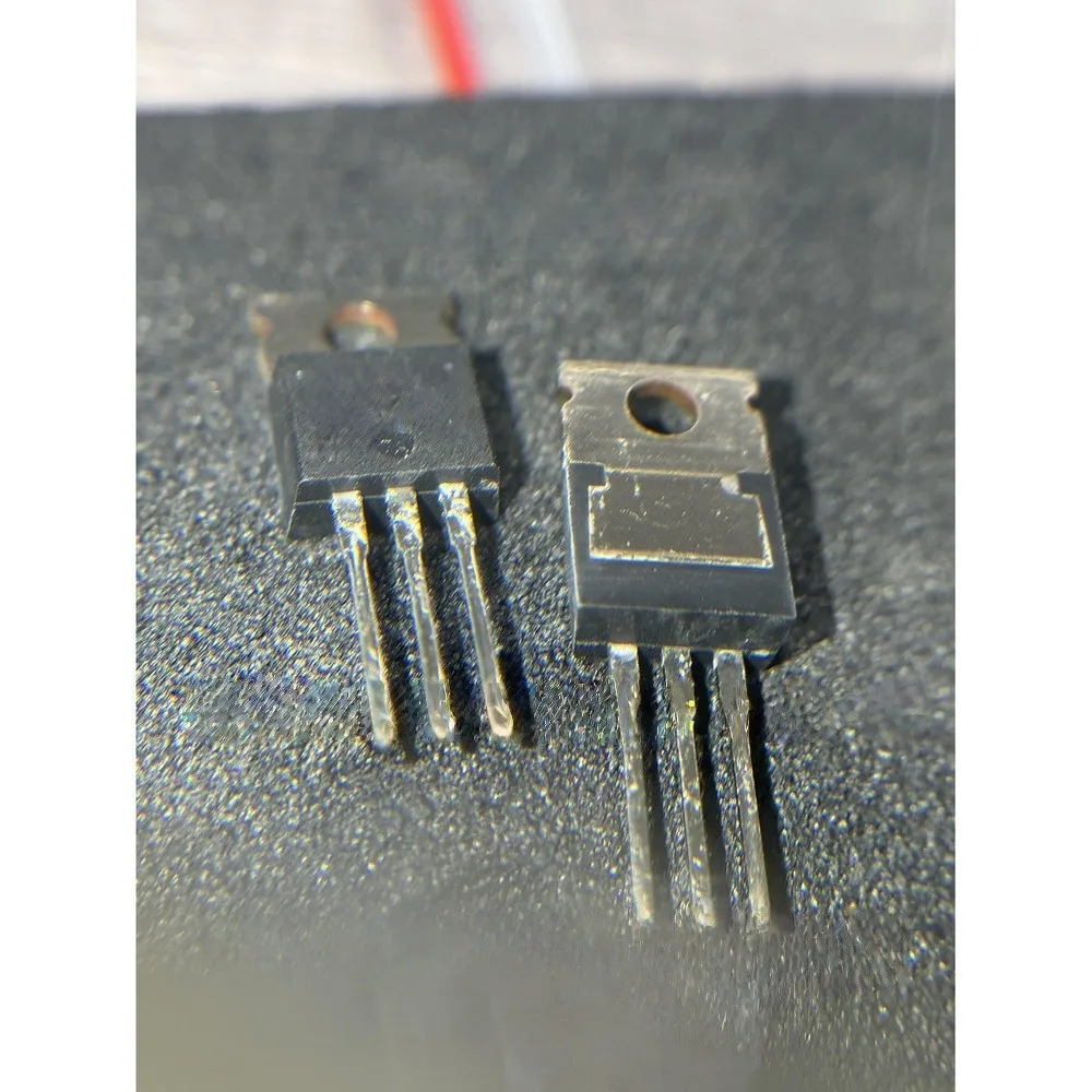 1-50PCS G4BC20KD IRG4BC20KDPBF AT49F040 AT49F040-90JC 70JC MAX786EAI MAX786 A2039 2SA2039