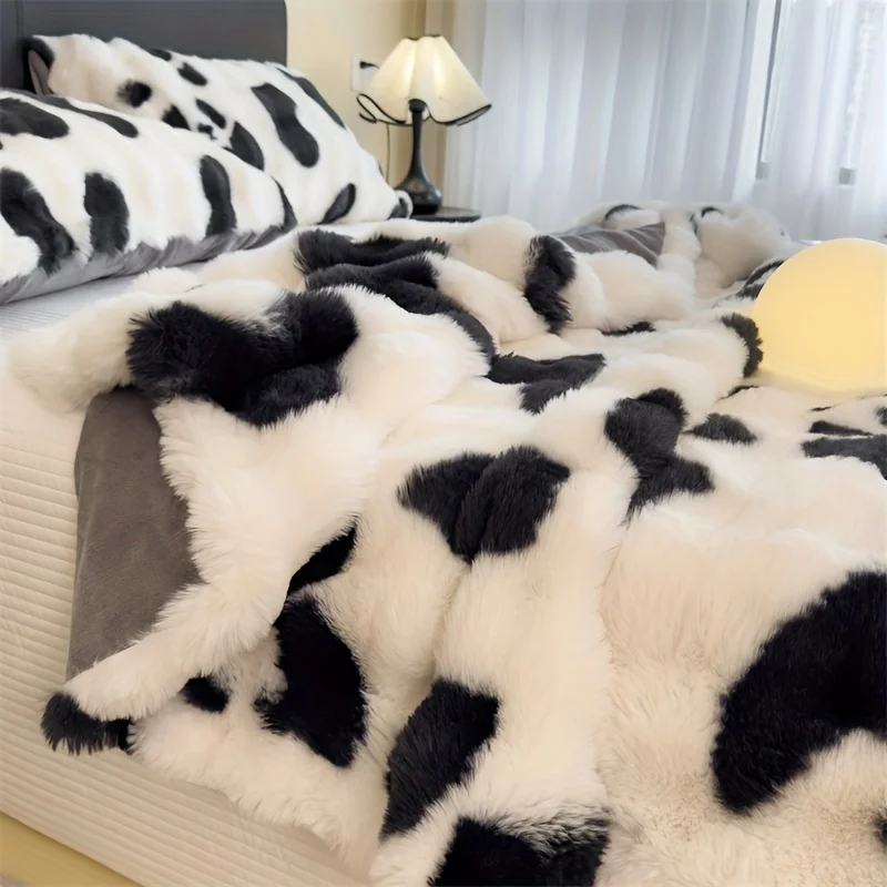 Plush Printed Comfortable Multi-functional Blanket Luxuriously Soft Comfortably Warm Suitable All Seasons Versatile Sofas Bed