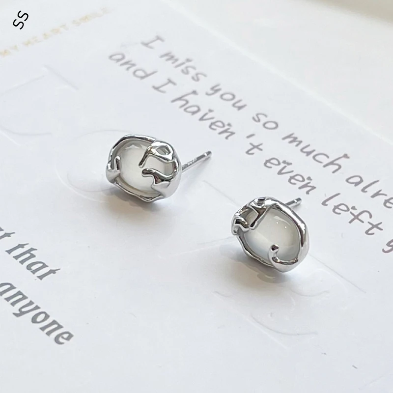 

Natural White Chalcedony Studs Earring Original Design S925 Silver Anti-allergy Women All Match Temperament Ear-pin Accessories