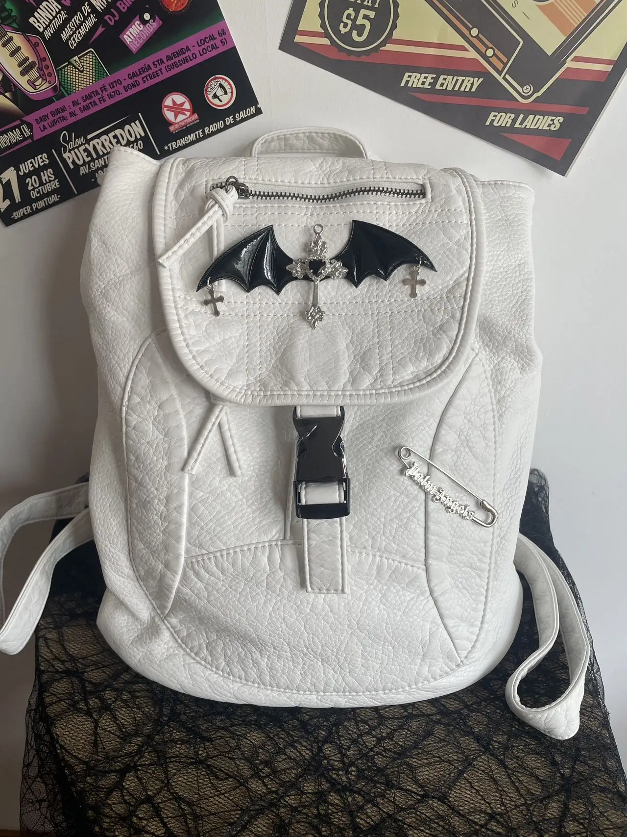 

Vintage White Leather Backpack Gothic Black Wings Backpacks for Women's String Rope Backpack