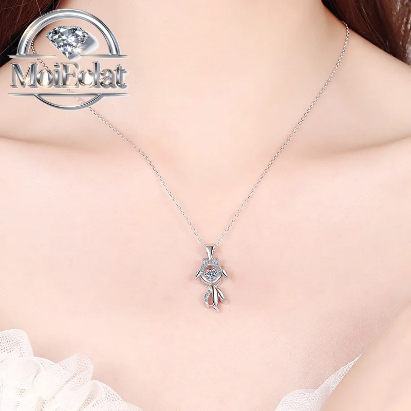 moieclat-collana-con-ciondolo-squisito-a-forma-di-pesce-in-platino-pt950-con-moissanite-da-03-carati-per-donna-gioiello-versatile-e-adorabile-per-ogni-giorno
