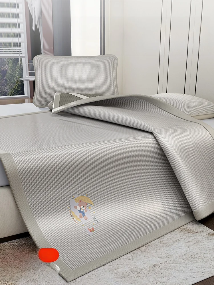 tappetino-rinfrescante-estivo-in-seta-ghiacciata-con-carbonio-set-tre-pezzi-lavabile-per-dormitorio-studentesco-tappetino-morbido-accessori-per-la-biancheria-da-letto