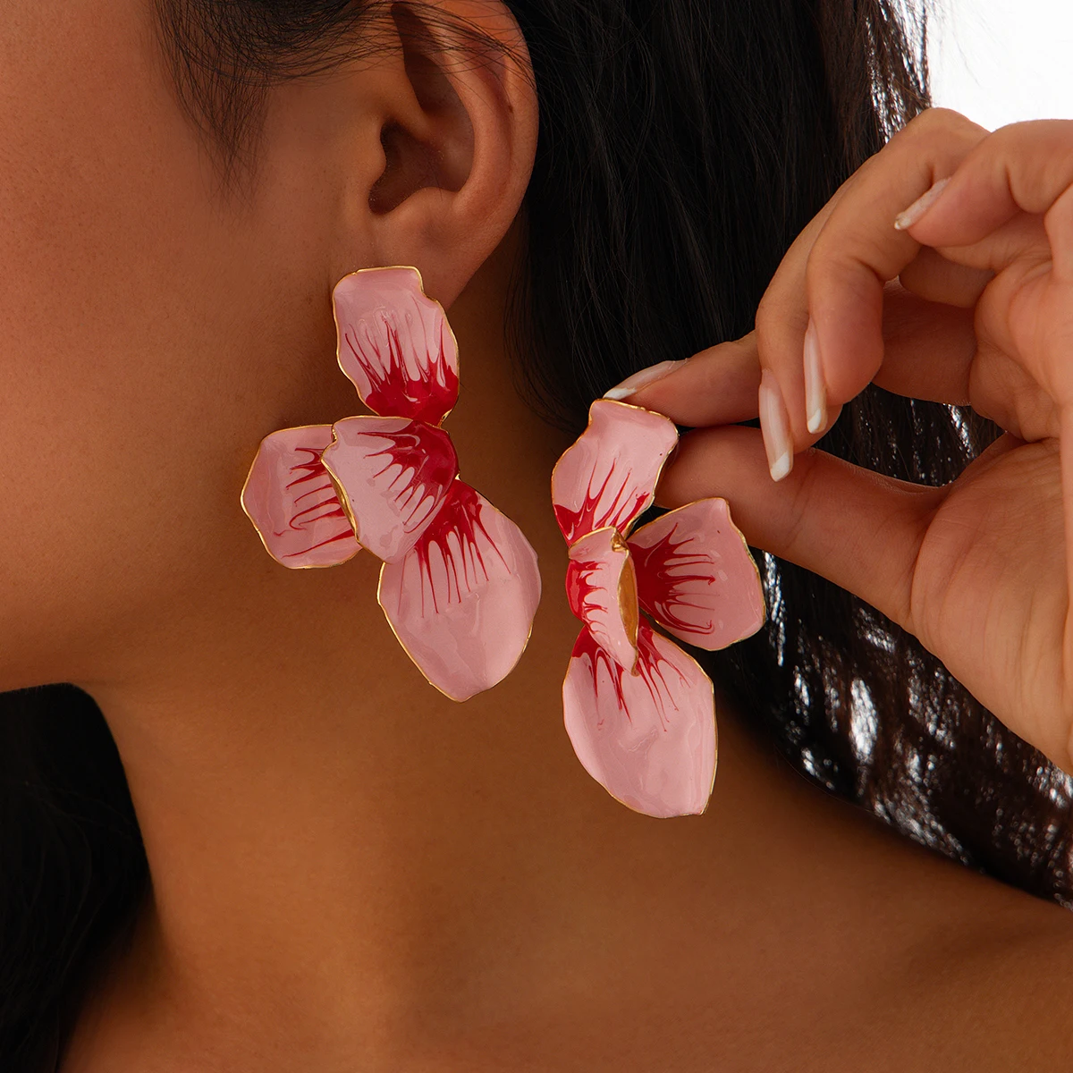 PuRui Vintage Pink Flower Eardrop Romantic For Women Gold Color Edged Four Petals Multiple Petals Flower Metal Earrings Jewelry