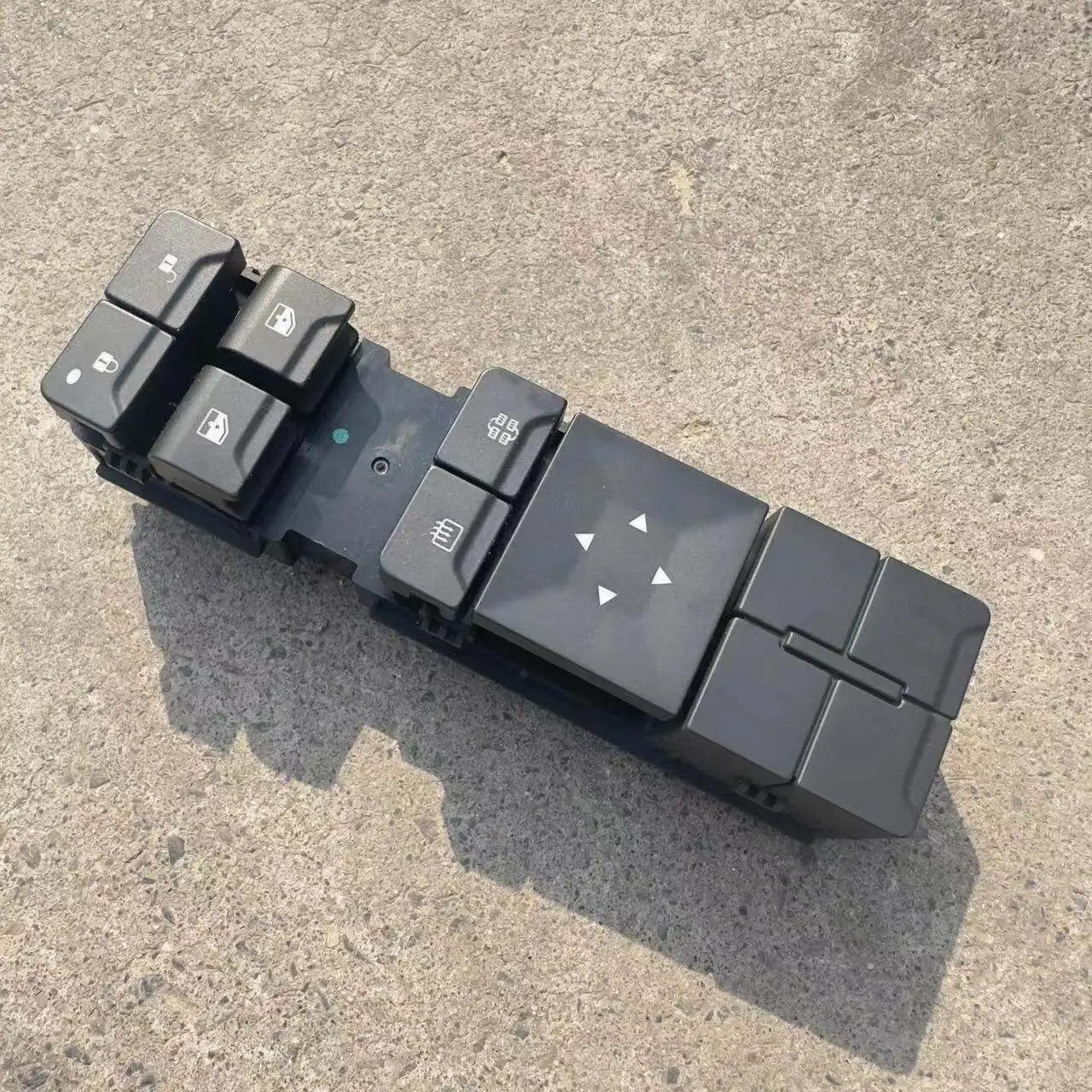 For Hongyans Jieshis C500 original genuine car window glass remote control one-button central control elevator switch