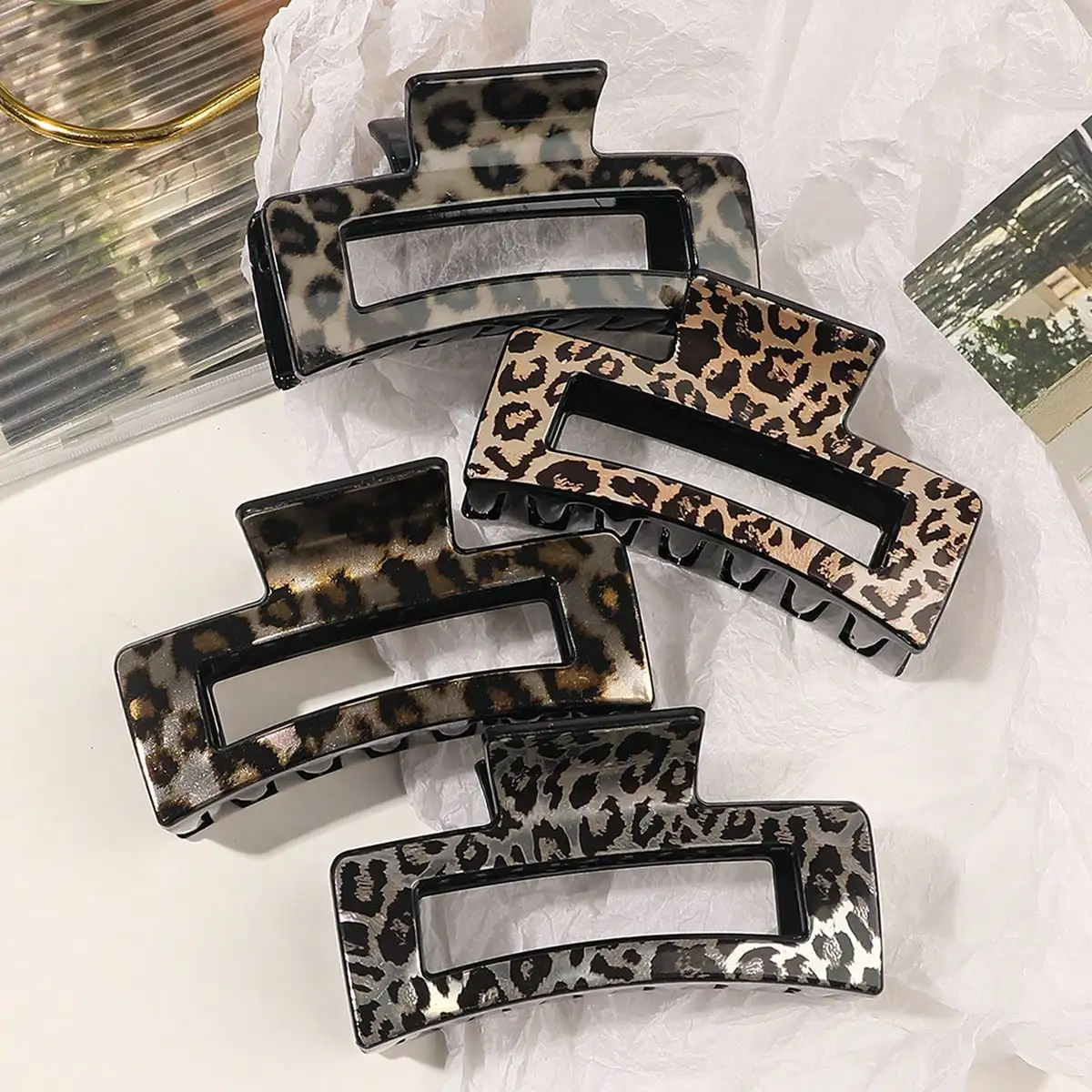 4 Stück Leoparden-Haarklammern für Frauen und Mädchen, Haarklammern, modischer Haarschmuck, Hai-Clip für dünnes, dickes Haar