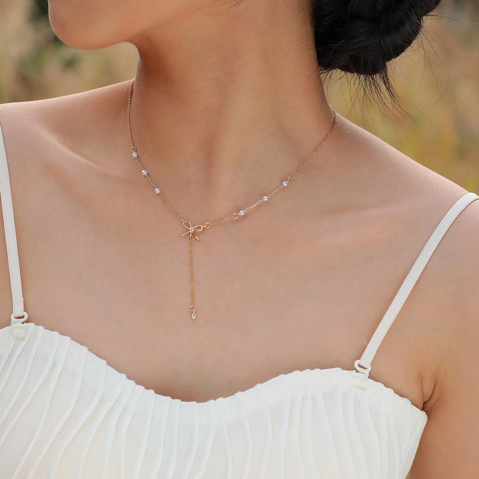 Lariat Necklace, Pearls Chain with Bowtie Pendant Dainty Drop Y Chain Necklace for Women Gift