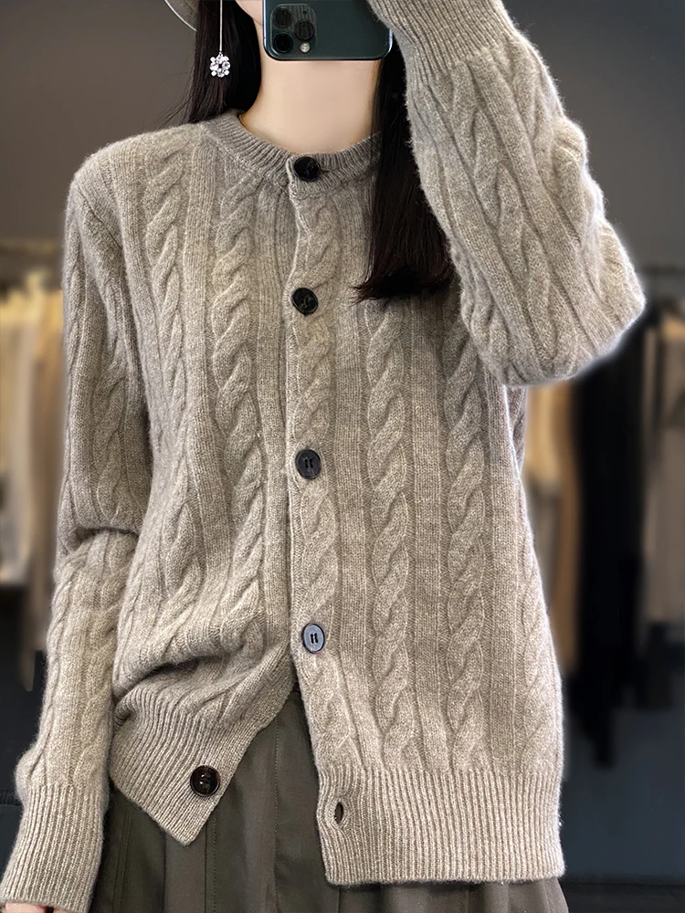 المرأة Preppy نمط كابل الحياكة سترة الخريف الشتاء جودة كم سترة الكشمير المعنقة سميكة 100% ميرينو الصوف محبوك القمم