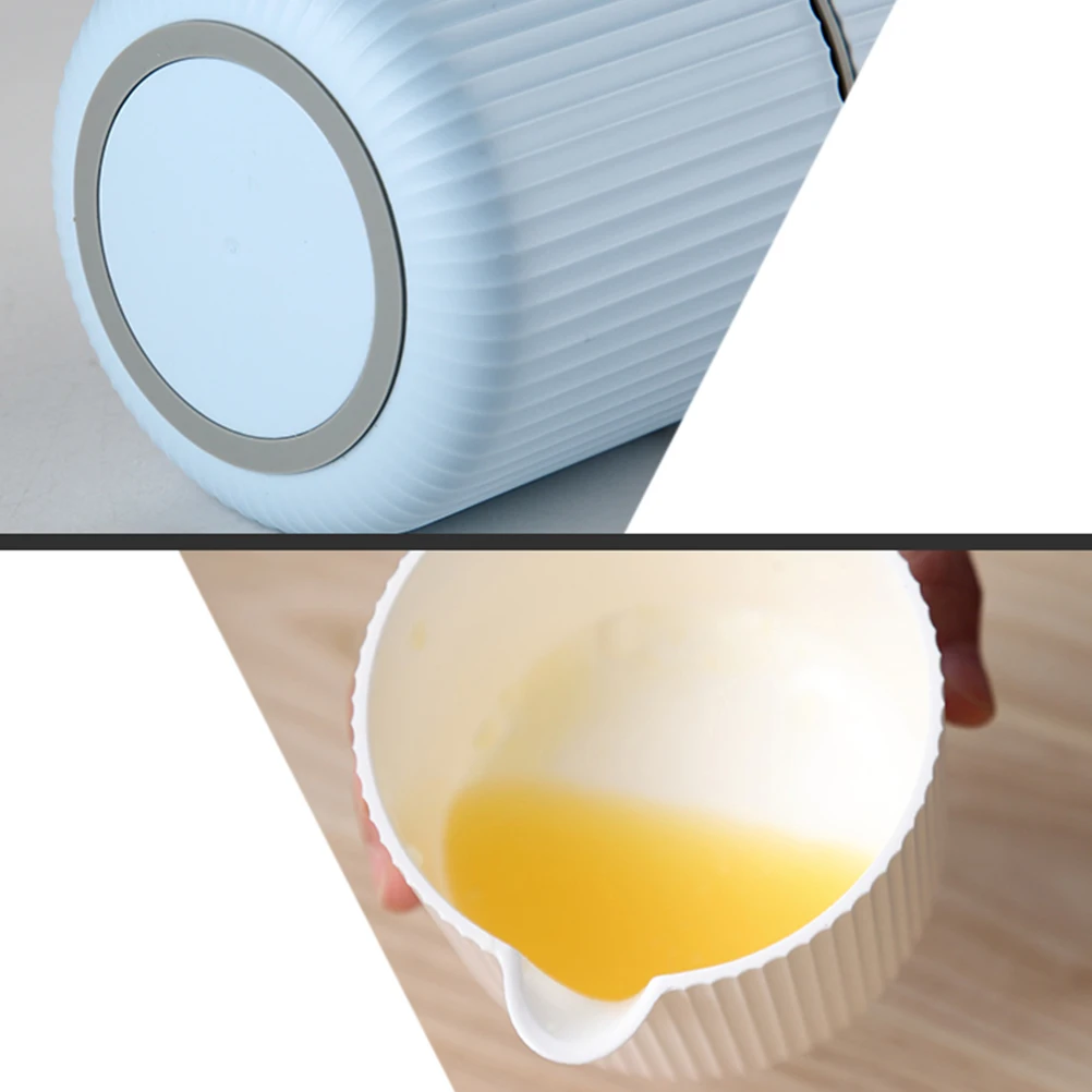 

Hand Press Fruit Juicer Manual Squeezer Compact Portable Juice Maker for Citrus Orange Lemon Pear White Fruit Squeezer