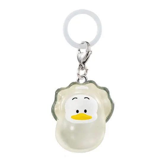 Op voorraad Authentieke Bandai schattige anime-personage oester-vormige sleutelhanger decoratieve rugzakhanger, anime-fans collectie cadeau