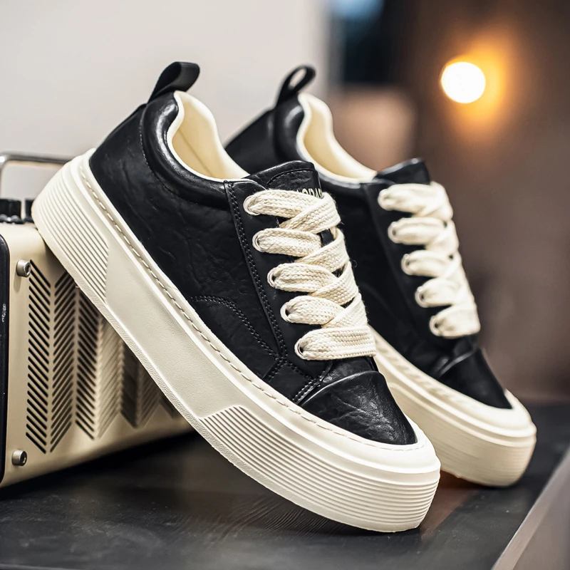 

2026 New Trendy Versatile Leather Shoes Men's Spring New Breathable Black Shoes Men's Sports and Leisure Board Shoes Trendy Shoe
