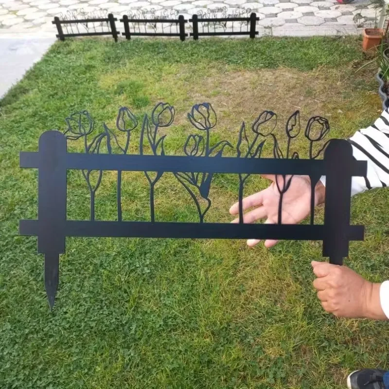 Tulip Metal Garden Fence Stake, Decorative Border Edging, Black Iron Silhouette Fence, Outdoor Lawn Flower Bed Landscape Decor