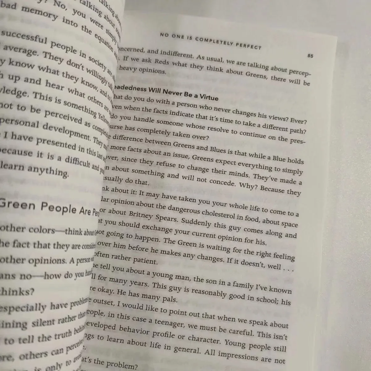 Entouré d'idiots Les quatre types de comportement humain Par Thomas Erikson Livre en anglais Meilleur vendeur Roman