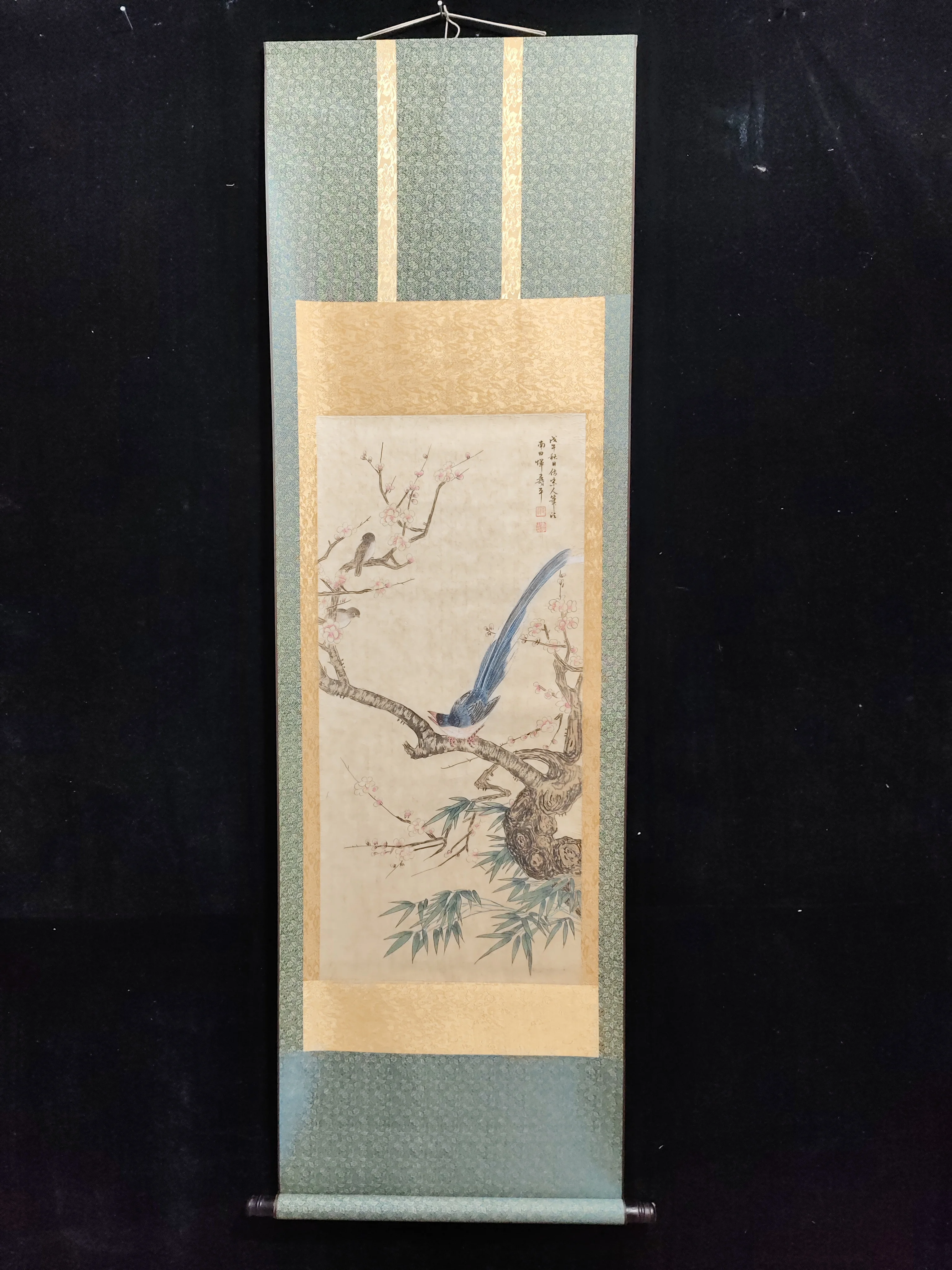 

Old Chinese hand-painted long scroll,bird&flower Painting Scroll