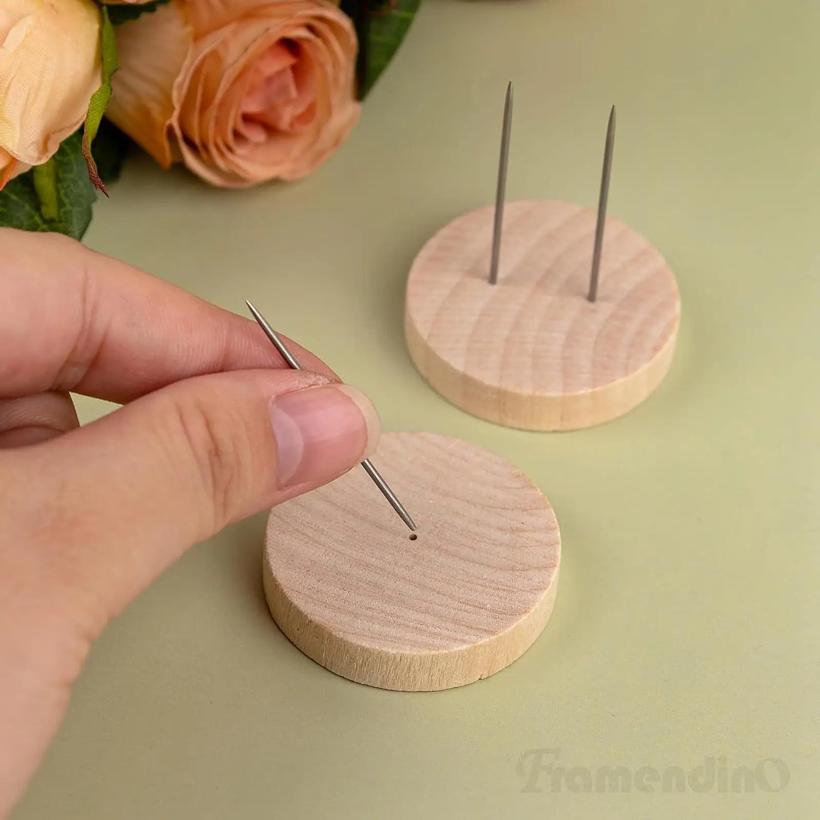 12Pcs Crochet Doll Stand Storage Rack Practical Metal Pins Creative Doll Display Holder Wooden Base for Felting Animal Dolls view 5