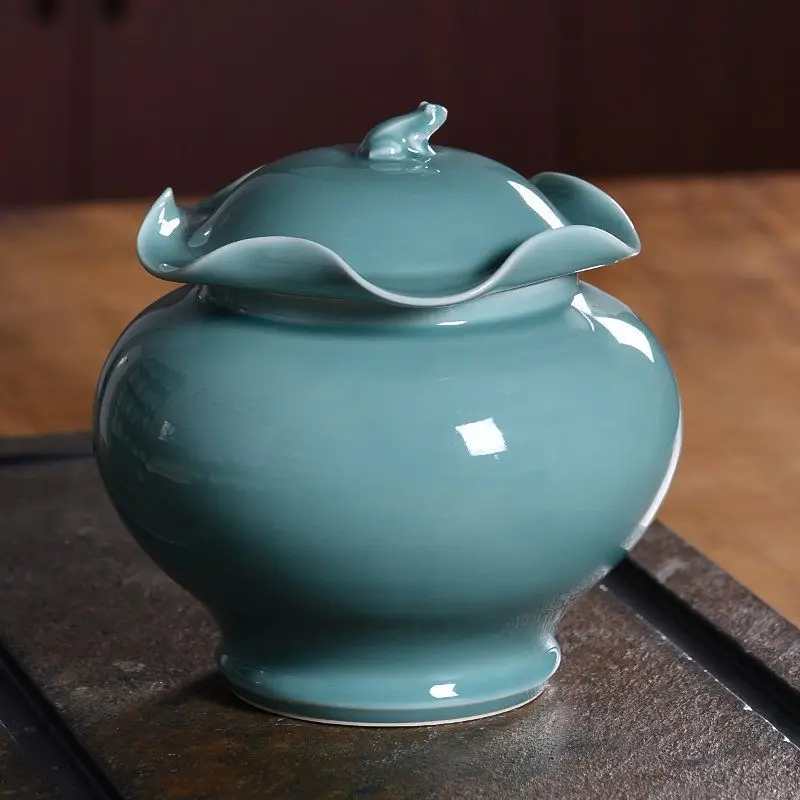 Handmade lotus leaf lid jar household ceramic high-grade tea moisture-proof storage tank Chinese style entrance ornament