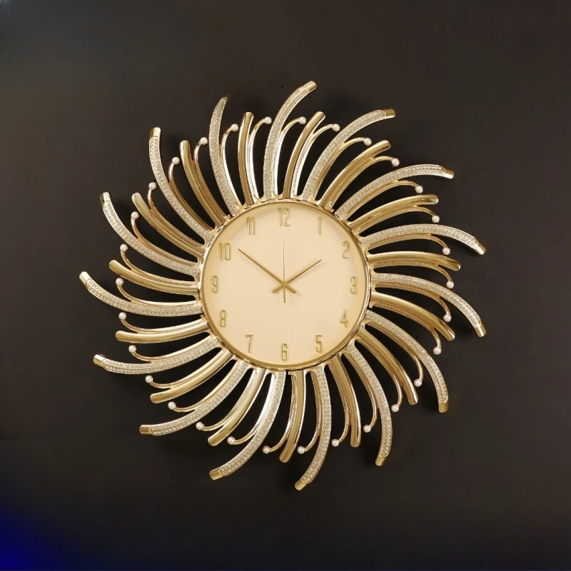 

Light luxury fashion clocks, creative decorative wall clocks in the living room