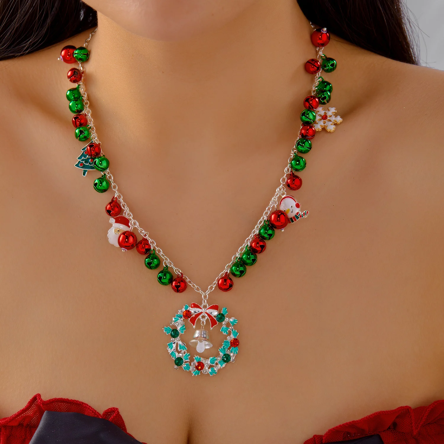 Klassische handgemachte Weihnachtsbaum Schneemann Rohr Halskette für Frauen trendige goldene Farbe Santa Schneeflocke Halskette Schmuck Zubehör – Detail 3